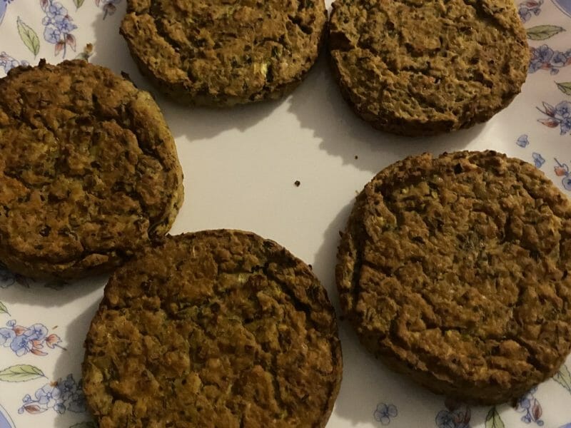 Cliquez pour zoomer ! Steaks lentilles, pois chiches, courgettes Thermomix par Charlotte_2