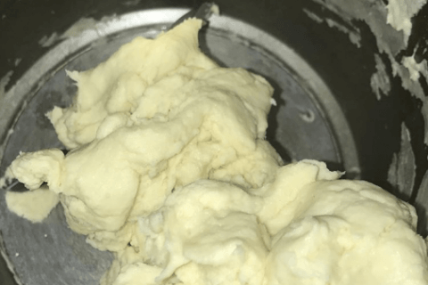 Cliquez pour zoomer ! Tarte au thon, tomate et moutarde Thermomix par Khadra