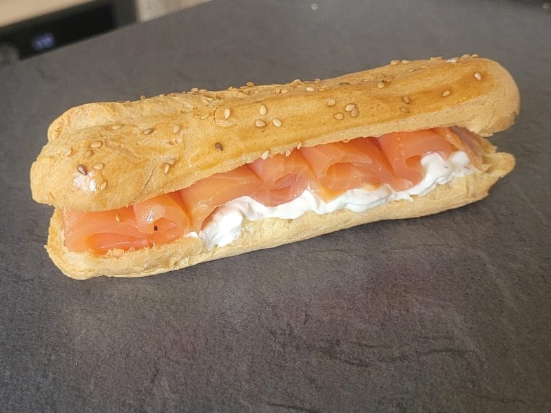 Cliquez pour zoomer ! Mini éclairs au saumon fumé Thermomix par Lea.2202