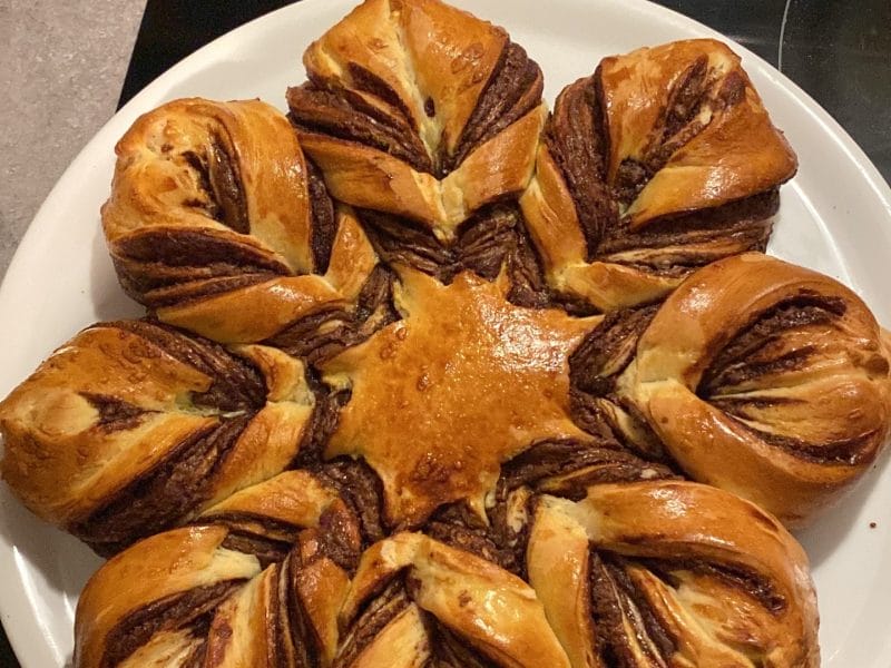 Cliquez pour zoomer ! Brioche étoilée au Nutella Thermomix par Sabine66250