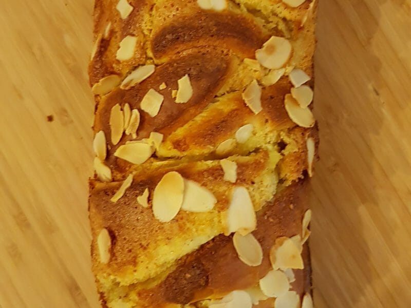 Cliquez pour zoomer ! Brioche à la crème d’amande Thermomix par nora__