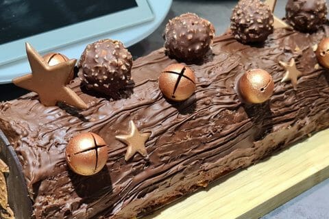 Cliquez pour zoomer ! Bûche Ferrero Rocher Thermomix par cordo1983