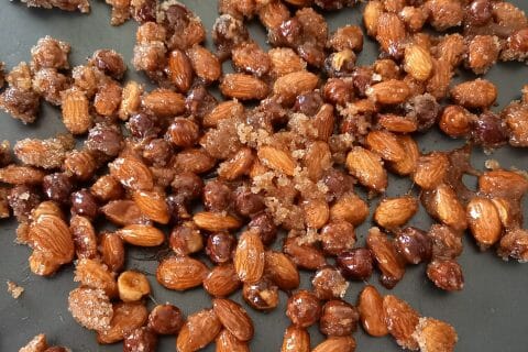 Cliquez pour zoomer ! Amandes grillées à la cannelle et au miel Thermomix par kevana