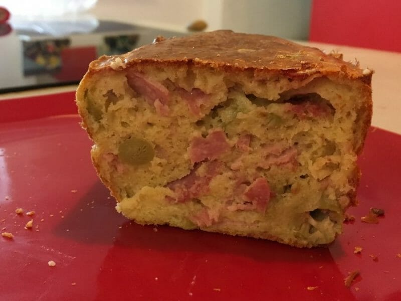 Cliquez pour zoomer ! Cake salé jambon fromage et olives Thermomix par Naïs