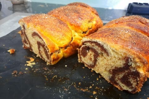 Cliquez pour zoomer ! Cozonac – Brioche roumaine aux noix et chocolat Thermomix par TitePoups