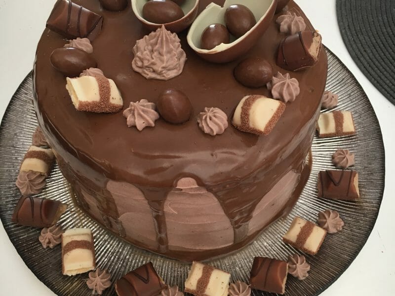 Cliquez pour zoomer ! Layer cake Kinder Bueno Thermomix par Sabrinachouchou
