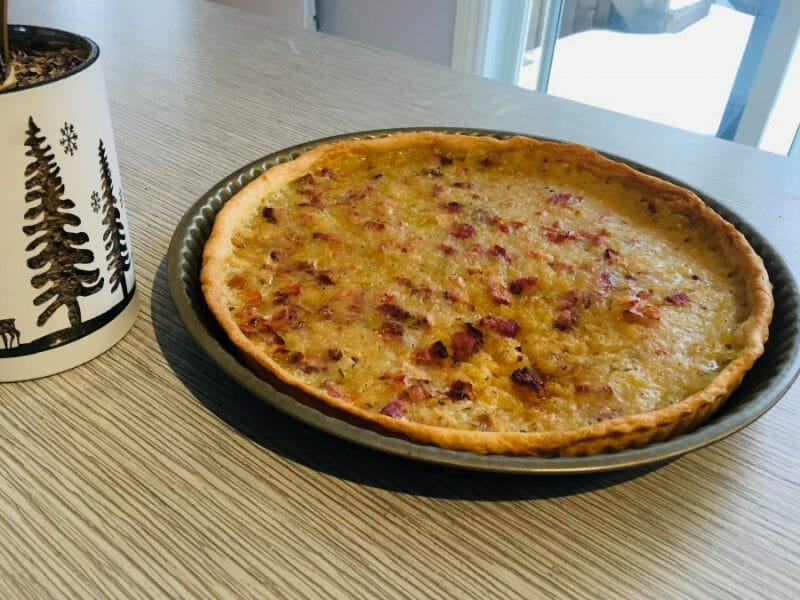Cliquez pour zoomer ! Tarte aux oignons, lardons et moutarde douce Thermomix par audreyc82