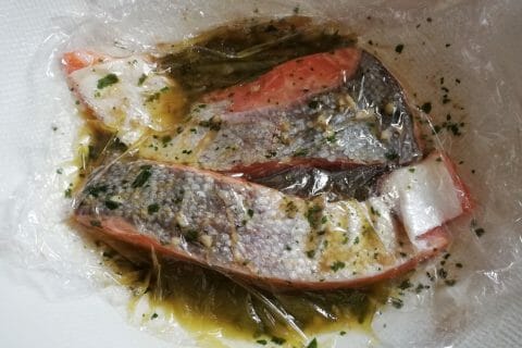 Cliquez pour zoomer ! Saumon au citron et à l’ail au Thermomix