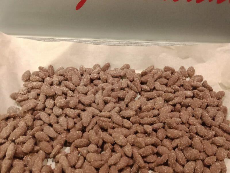 Cliquez pour zoomer ! Amandes au chocolat Thermomix par Viezzo