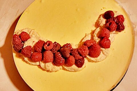Cliquez pour zoomer ! Bavarois aux framboises Thermomix par karine2732