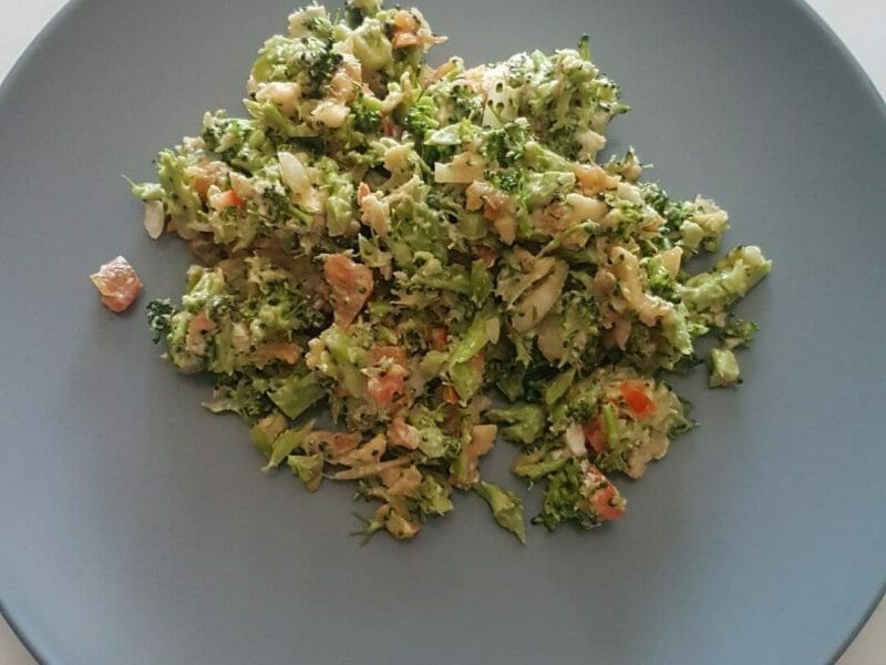 Cliquez pour zoomer ! Salade de brocolis Thermomix par chantou13