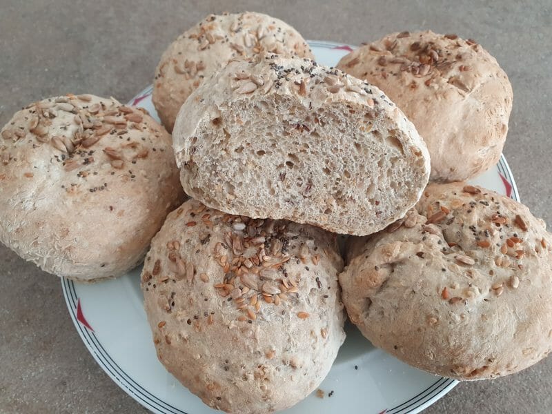 Cliquez pour zoomer ! Petits pains aux céréales Thermomix par cemalele