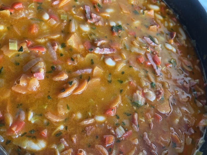 Cliquez pour zoomer ! Mijoté d’haricots blanc légumes et chorizo Thermomix par valentine_137