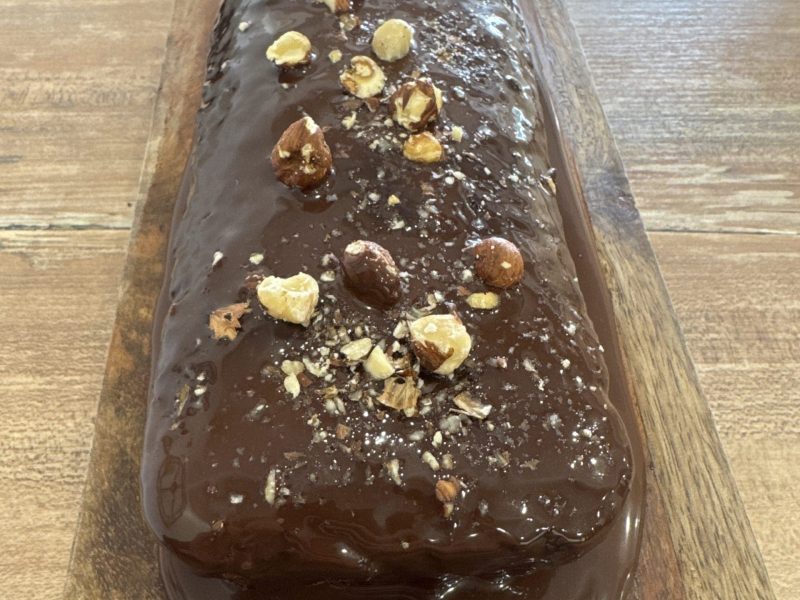 Cliquez pour zoomer ! Cake chocolat noisettes fondant Thermomix par ticajess