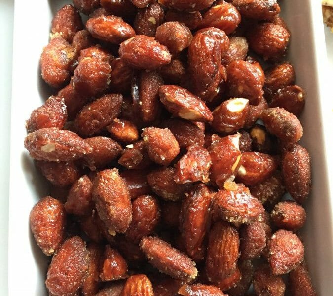 Cliquez pour zoomer ! Amandes grillées à la cannelle et au miel Thermomix par kichou
