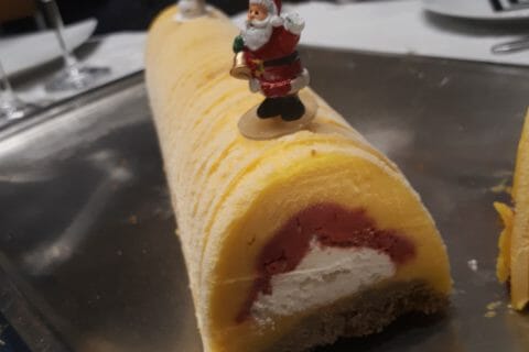 Cliquez pour zoomer ! Bûche glacée mangue et framboise Thermomix par Anais_9