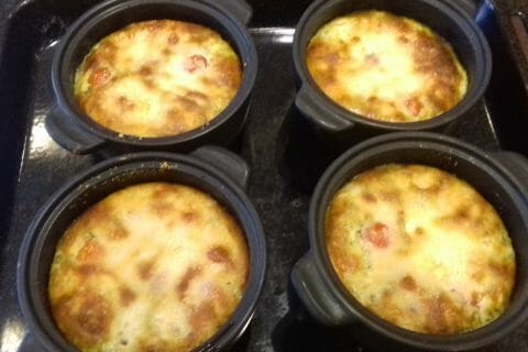 Cliquez pour zoomer ! Clafoutis tomates cerises et fromage de chèvre au Thermomix