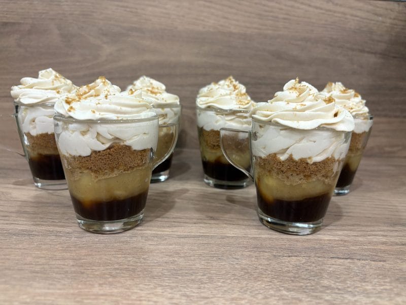 Cliquez pour zoomer ! Verrines pommes caramel et spéculoos Thermomix par emeline59