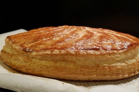 Cliquez pour zoomer ! Galette des rois à la frangipane Thermomix par soso40