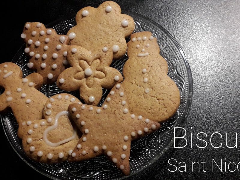 Cliquez pour zoomer ! Biscuits pain d’épices de la Saint Nicolas Thermomix par Melanie_7