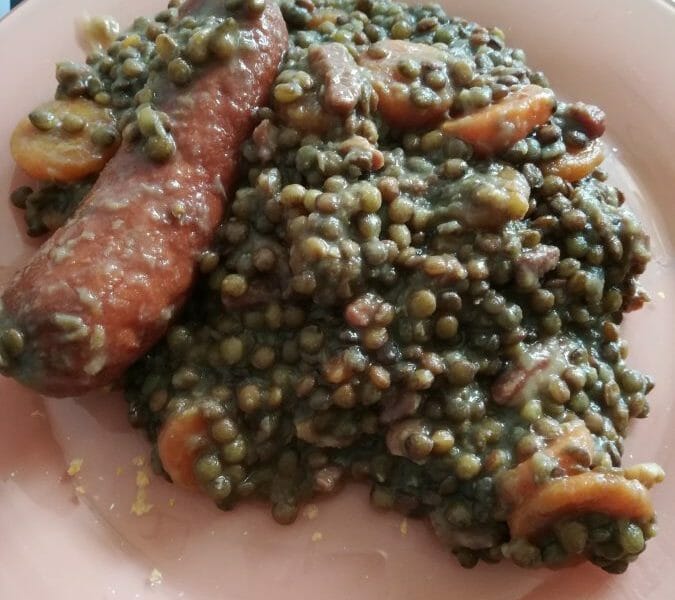 Cliquez pour zoomer ! Lentilles et ses saucisses Thermomix par ricore92