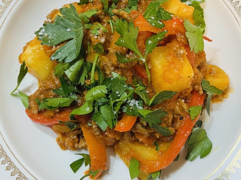 Cliquez pour zoomer ! Boeuf aux poivrons et pommes de terre Thermomix par kiki31100