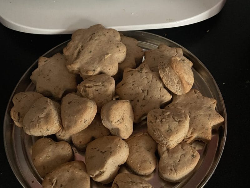Cliquez pour zoomer ! Canistrelli salés à la châtaigne et aux herbes Thermomix par ketty62
