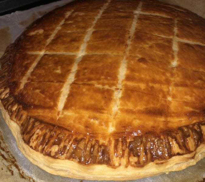 Cliquez pour zoomer ! Galette des rois à la frangipane Thermomix par rym69