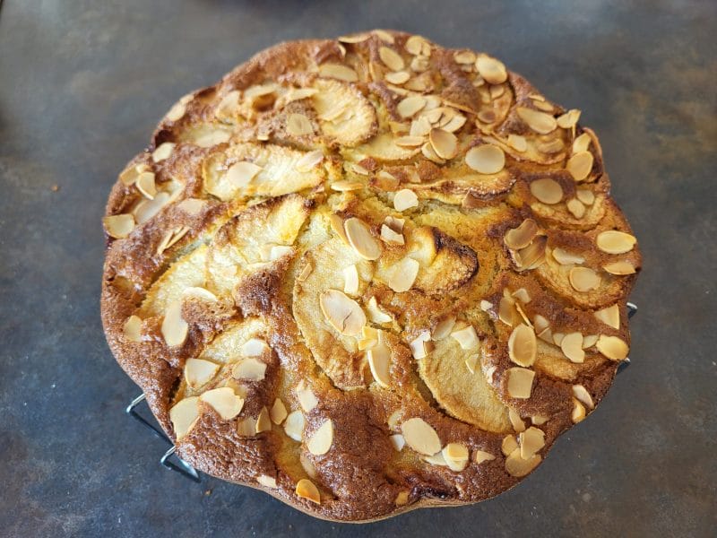 Cliquez pour zoomer ! Gâteau à la semoule et aux pommes Thermomix par hindo296