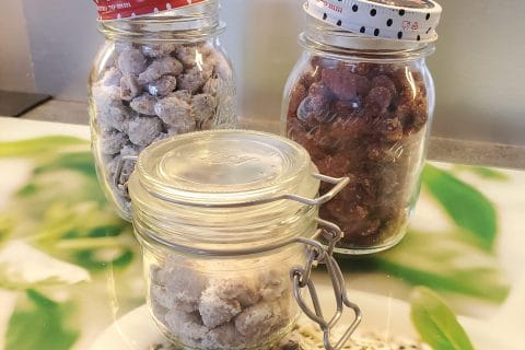 Cliquez pour zoomer ! Amandes grillées à la noix de coco Thermomix par Lucie55