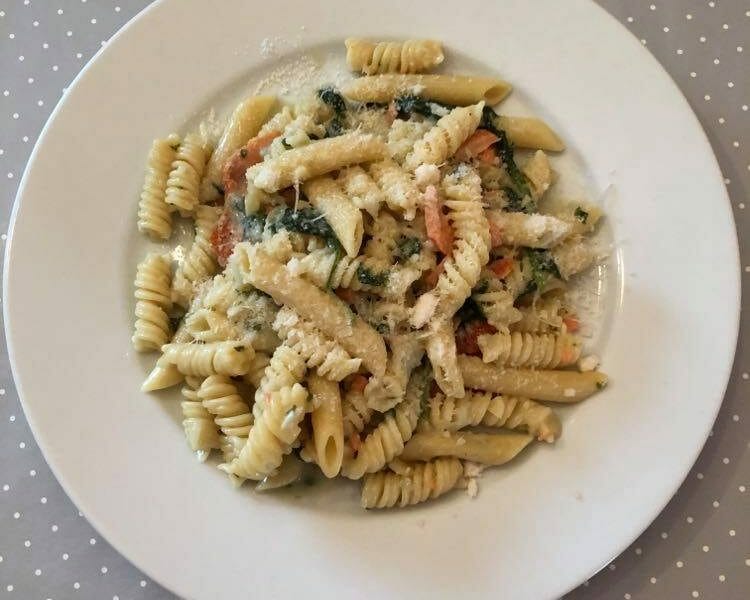 Cliquez pour zoomer ! One pot pasta – épinards et saumon fumé Thermomix par Aliflot