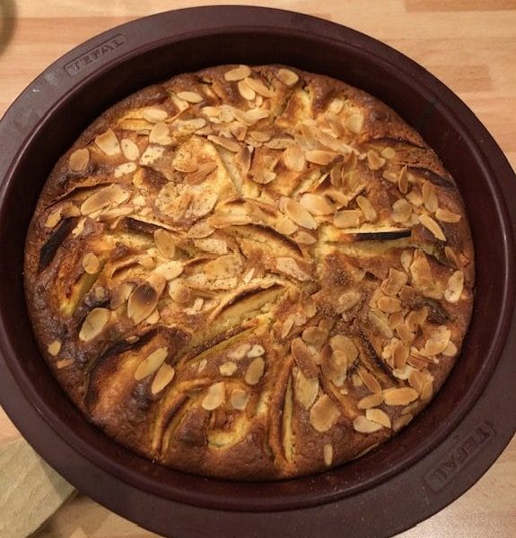 Cliquez pour zoomer ! Gâteau à la semoule et aux pommes Thermomix par Aliflot