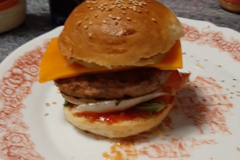 Cliquez pour zoomer ! Pains hamburger Thermomix par Gini67