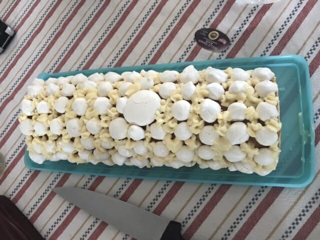 Cliquez pour zoomer ! Bûche au citron meringuée Thermomix par Chekita23