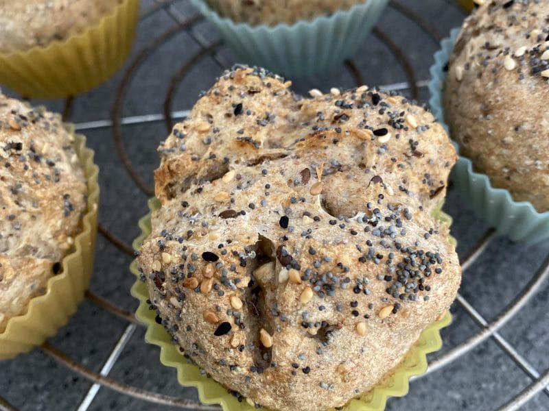 Cliquez pour zoomer ! Petits pains aux céréales Thermomix par NiniPinson88