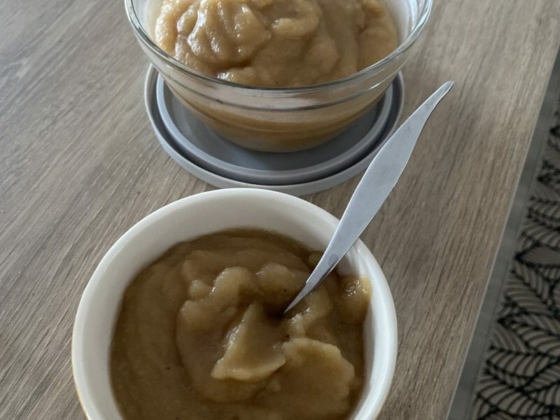 Cliquez pour zoomer ! Compote de pommes, bananes et miel Thermomix par Elo_1329