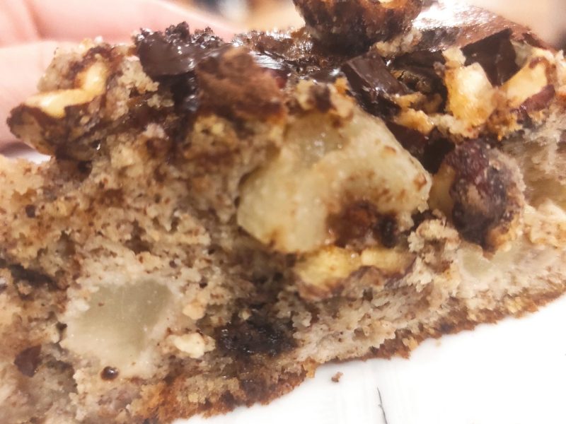 Cliquez pour zoomer ! Moelleux poires, noisettes et chocolat Thermomix par djinny