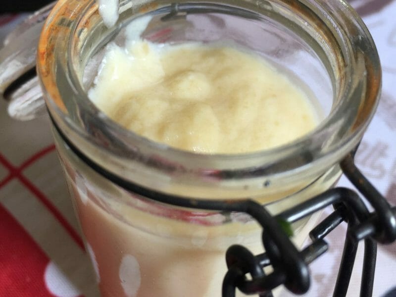 Cliquez pour zoomer ! Crème dessert au Ferrero Rocher Thermomix par Ina1982