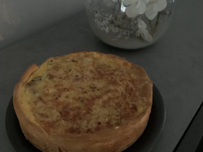 Cliquez pour zoomer ! Gâteau poireaux, lardons et fromage Thermomix par Pepette34