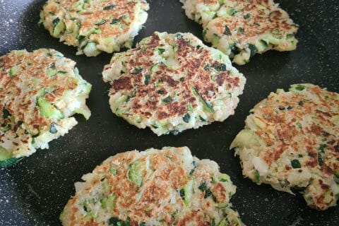 Cliquez pour zoomer ! Galettes de courgettes grecques Thermomix par Christel72