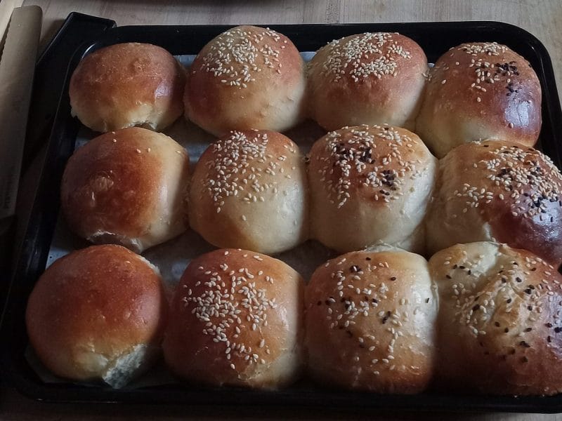 Cliquez pour zoomer ! Pains hamburger Thermomix par Dinozz