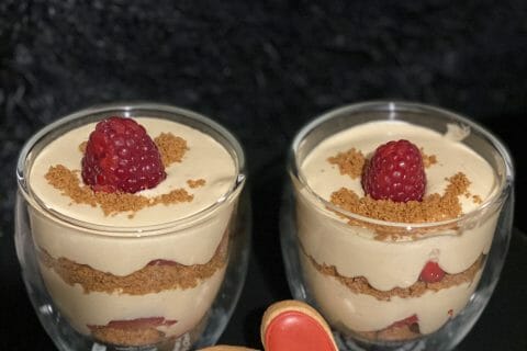 Cliquez pour zoomer ! Tiramisu aux framboises et spéculoos Thermomix par dody40