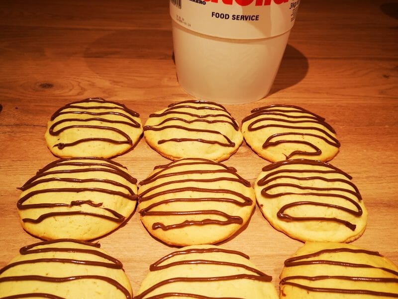 Cliquez pour zoomer ! Cookies fourrés au nutella Thermomix par ElodieCooki