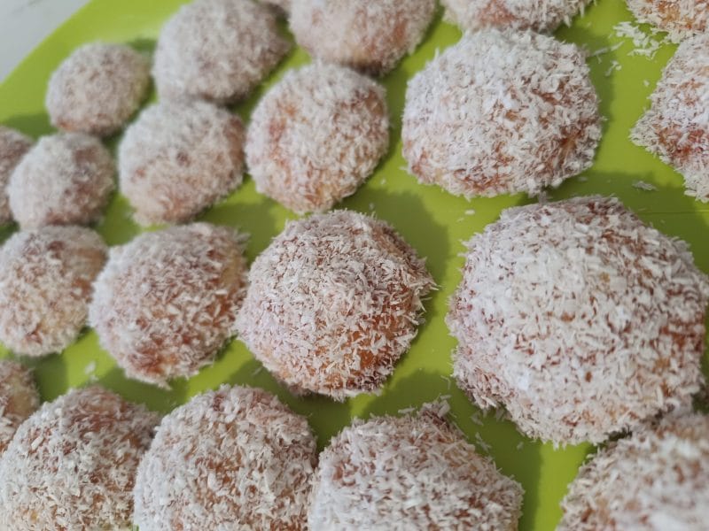 Cliquez pour zoomer ! Boules coco et confiture Thermomix par ophelieneoh