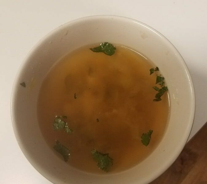 Cliquez pour zoomer ! Bouillon Chinois, poulet et poireaux Thermomix par Eaujaune