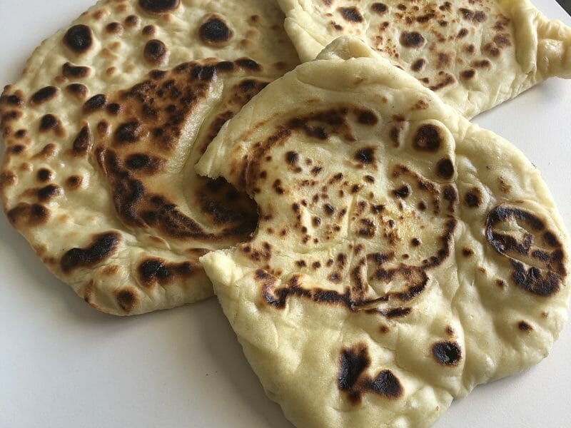 Cliquez pour zoomer ! Naans à l’ail et à la coriandre Thermomix par i-Bouzou