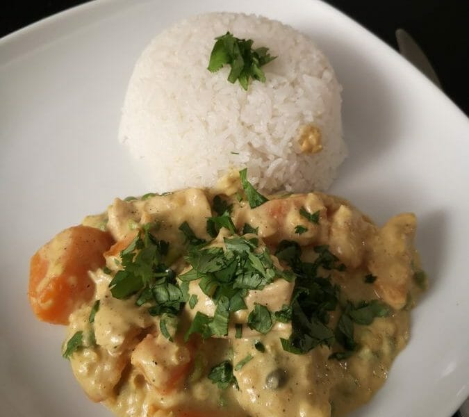 Cliquez pour zoomer ! Curry de poulet aux patates douces Thermomix par cuistodenfer