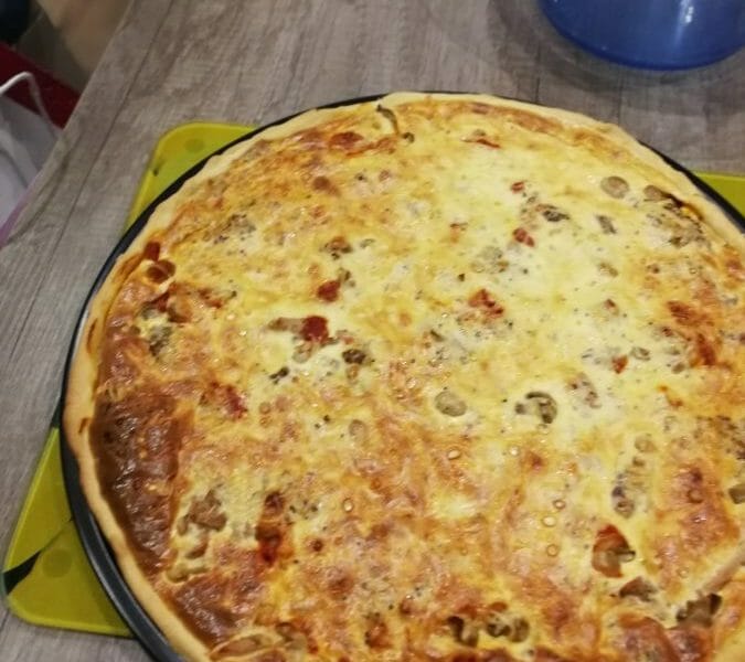 Cliquez pour zoomer ! Tarte au thon, tomate et moutarde Thermomix par Nathalie_10