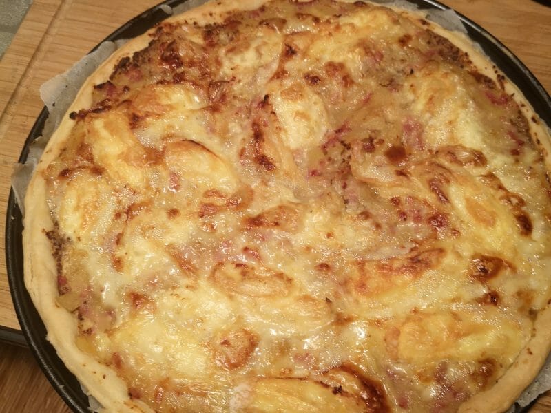 Cliquez pour zoomer ! Tarte au camembert, pommes et lardons Thermomix par Nathalie_10