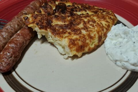 Cliquez pour zoomer ! Galettes de chou-fleur et sauce yaourt Thermomix par Eniavlys Guh